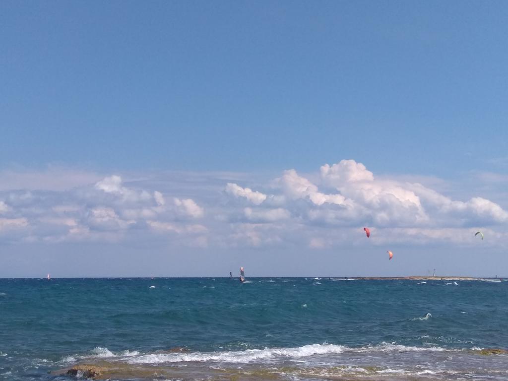 Surf House Artemida (Attica)